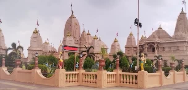 Swaminarayan Tempel Från Nilkanth Dham Poicha Gujarat Indien — Stockvideo