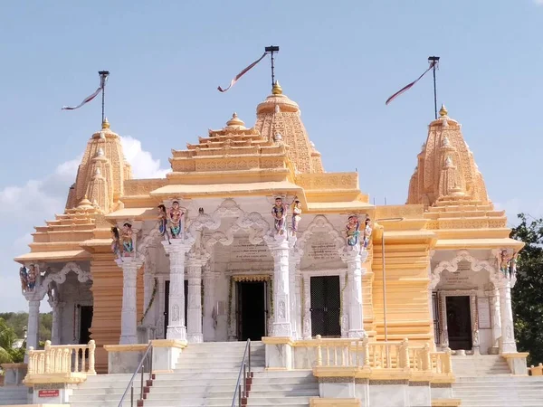 Nytt Hinduiskt Tempel Från Nilkanth Dham Poicha Gujarat Indien — Stockfoto