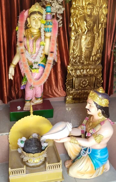 Hindu Gud Krishna Staty Från Nilkanth Dham Poicha Gujarat Indien — Stockfoto