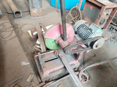 Makinedeki fabrika fabrikası.