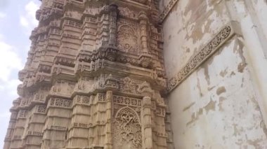 Jamie Camii tarihi bir yerde