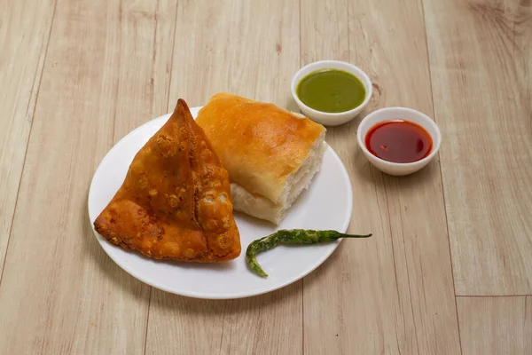 Samosa Vegetariana Samosas India Especial Comida Callejera Tradicional Samosa Punjabi — Foto de Stock