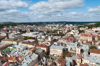 Lviv. yüksek bir kule görünümünden.