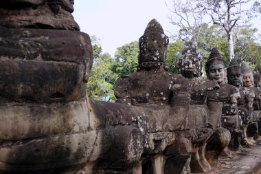 Gündüz vakti Siem Reap, Kamboçya 'da Angkor Wat mimarisinin görüntüsü