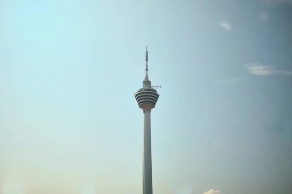 Niedriger Blickwinkel Turm Gegen Den Himmel Tag — Stockfoto