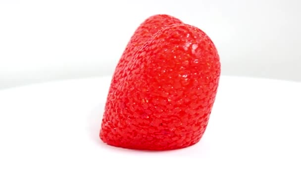 Dekorativní Červené Srdce Točí Kolem Sebe Bílém Pozadí Symbol Valentýna — Stock video