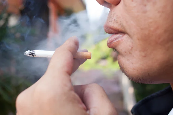 adam duman arka plan