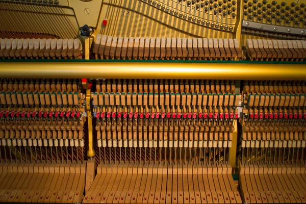 Struttura del pianoforte verticale — Foto Stock