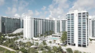 Sinema manzaralı Miami Plajı lüks daireleri