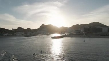 Cabo San Lucas 'ta harika bir sahil gün batımı