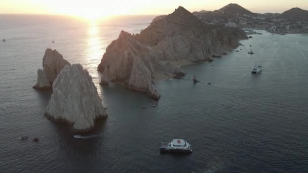 Cabo San Lucas sinematik gün batımı manzarası — Stok video