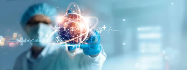 Doctor Holding Virtual Globe Healthcare Network Connection Science Medical Innovation — Stock Photo, Image