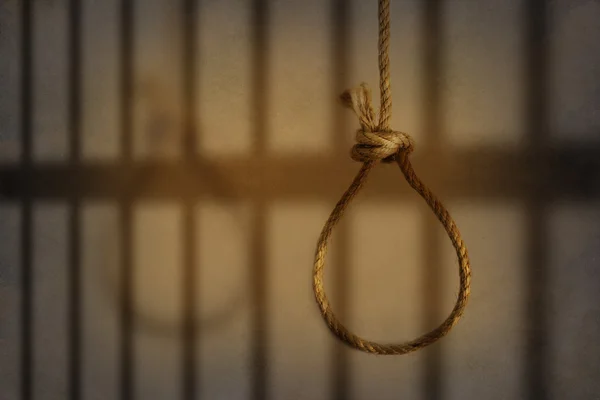 Noose in prison and wall grunge grain texture — Stock Photo, Image