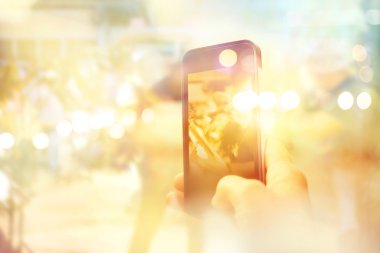 soyut adamı kabul fotoğraf cep telefonu müzisyen sokak, pastel renk