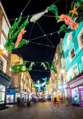 2019 'da Carnaby Noel süslemeleri, Soho, Londra