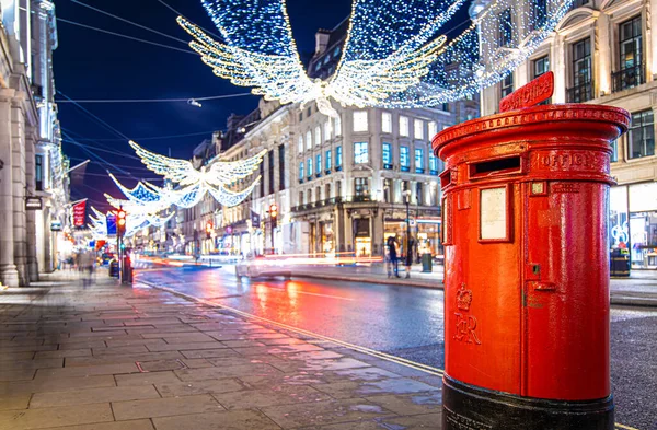 Red Mail Box Regent Street Londen Verenigd Koninkrijk — Stockfoto