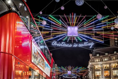 Londra 'nın merkezinde Noel ışıkları