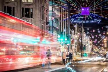 Londra 'nın merkezinde Noel ışıkları