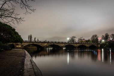 Hyde Park 'taki Köprü, Londra
