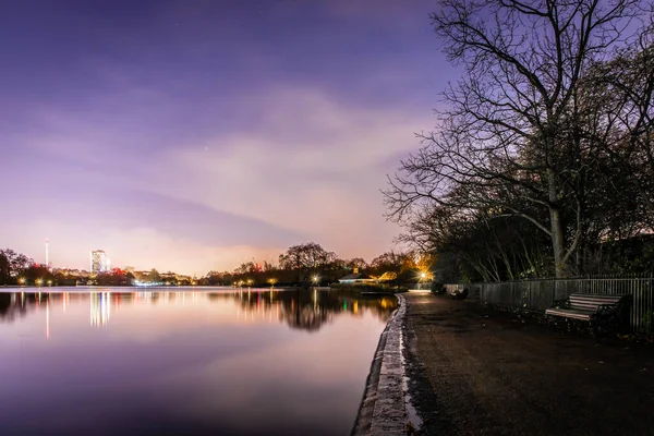 Озеро Хайд Парка Ночное Время Лондон — стоковое фото