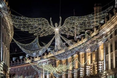 Temsilciler sokağı 2017 Noel için dekore edildi, Londra