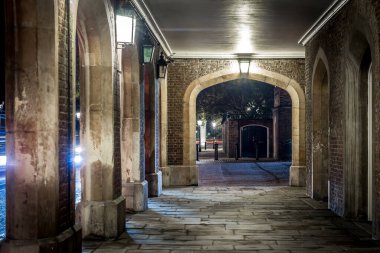 Kış akşamı Mayfair, Londra