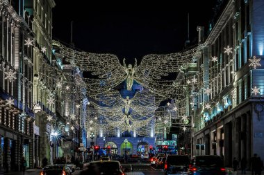 Noel için Picadilly dekore edildi, Londra, İngiltere