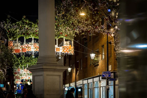 ロンドンのクリスマス タイムに7つの文字盤 — ストック写真