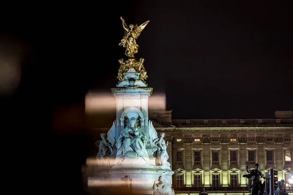 Букингемский Дворец Зимней Ночью Лондон Великобритания — стоковое фото