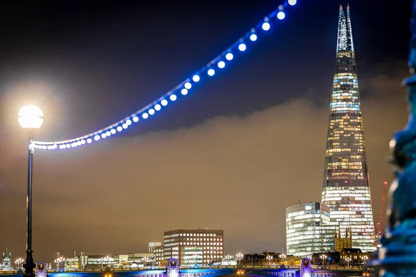 Shard Iluminado Lodon Noite — Fotografia de Stock