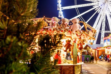 Londra, İngiltere 'de Noel ışıkları