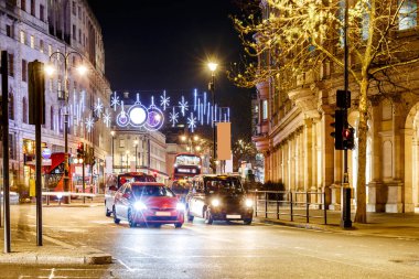 Londra, İngiltere 'de Noel ışıkları