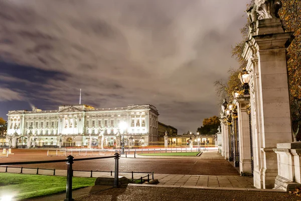 Palácio Buckingham Noite Londres Inglaterra — Fotografia de Stock