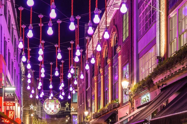 Weihnachtsbeleuchtung London Großbritannien — Stockfoto