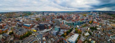 Sheffield, Endüstri ve Çelik Tarihi Müzesi 'nde interaktif galeriler ve inşaat işçileriyle Kelham Adası Müzesi manzarası, İngiltere