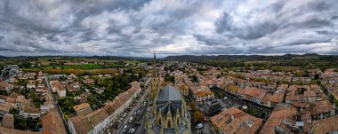 Mirepoix 'in hava manzarası, Fransa' nın güneybatısındaki Arige Bölümü 'nde bir komün..