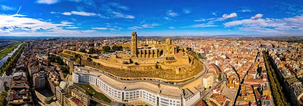 Vista Aérea Uma Catedral Gótico Românica Lleida Uma Cidade Antiga — Fotografia de Stock