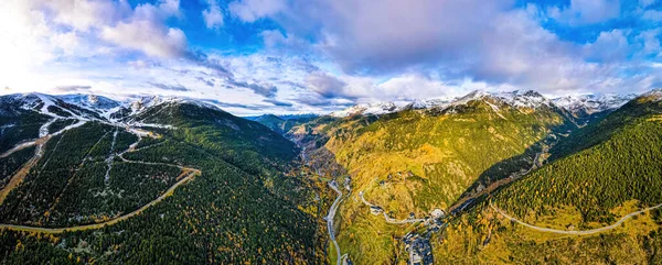 Hegycsúcsok Közelében Tarter Faluban Andorra Található Plébánia Canillo — Stock Fotó