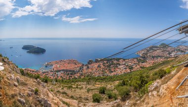 Hırvatistan 'ın başkenti Dubrovnik' te yaz aylarında kablolu otomobil
