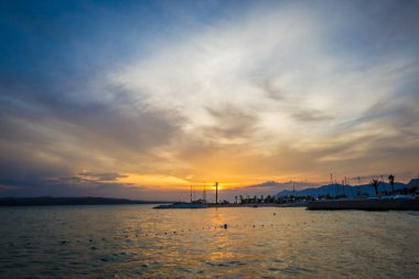 Yazın Adriyatik deniz manzarası