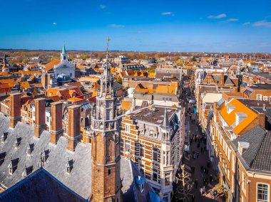 Hollanda, Haarlem 'deki pazar alanının hava görüntüsü