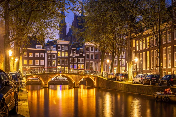 네덜란드 암스테르담 채널의 — 스톡 사진
