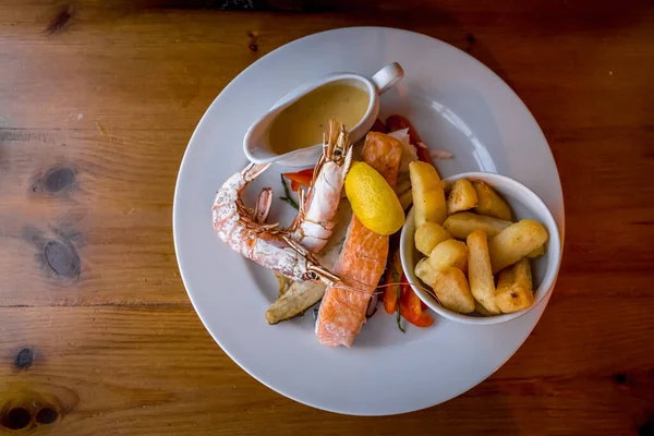 Makanan Laut Goreng Piring Pub Inggris — Stok Foto