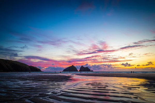 Gull Rock Tramonto Nella Baia Hollywell Cornovaglia Regno Unito — Foto Stock