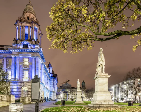 Hôtel Ville Belfast Dans Nuit Royaume Uni — Photo