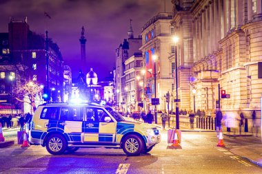 Londra 'daki binalar Brexit, İngiltere için aydınlatıldı