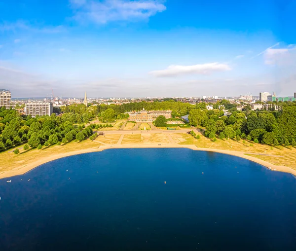 Vista Aérea Palácio Kensington Lagoa Redonda Parque Hyde Londres — Fotografia de Stock