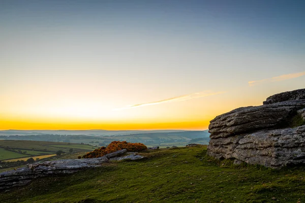 Widok Park Narodowy Dartmoor Wieczorem Wielka Brytania — Zdjęcie stockowe