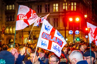 Londra 'daki Meclis Meydanı' nda Brexit kutlaması
