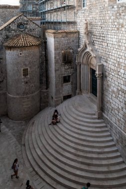 Hırvatistan 'da yaz aylarında Dubrovnik' in eski kent manzarası